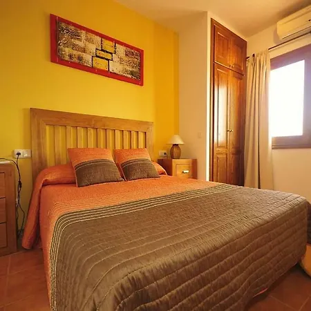 Playa Blanca Sleeps 6 Pool Wifi